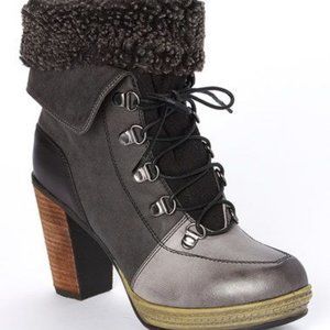 Betsy Sherpa High Heel Hiking Style Boots Sz. 37